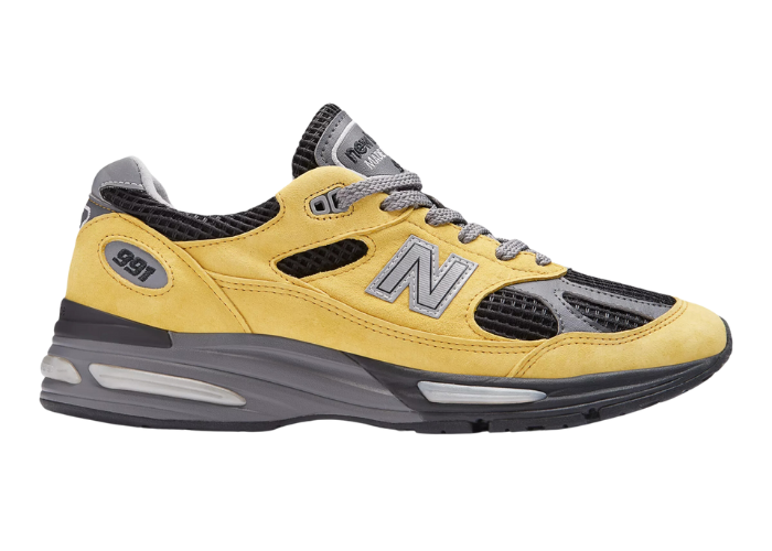 The New Balance 991v2 Made in UK Winter Flair Releases
